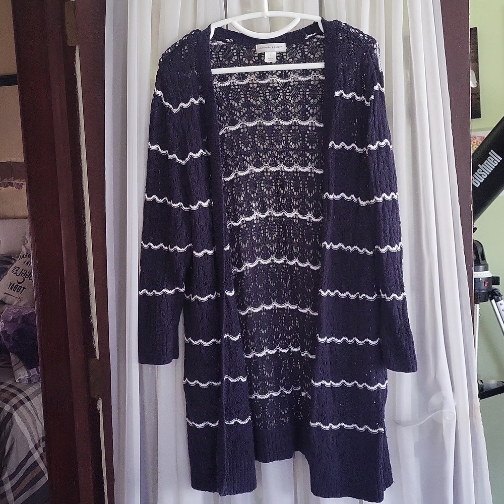 Women's large Christopher & Banks navy blue and white long crochet cardigan
